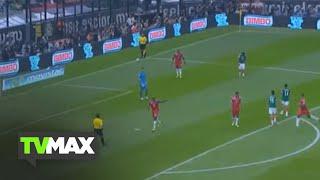 Jaime Penedo detiene penal a "Chicharito" Hernández | TVMax