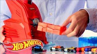 Car Maker | @HotWheels