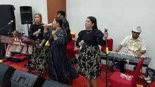 Ro Do Au Sian Luat Na Dao I - Opera Batak - Live Nadeak Sister