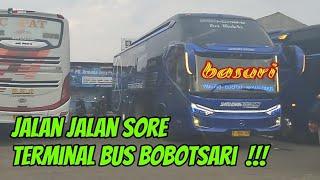 jalan jalan sore bareng anak liat keberangkatan bus besar || telolet basuri viral