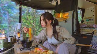 270-degree rotating car tent deep in the mountains | Very spicy ramen and pork belly