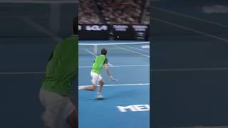 Daniil Medvedev BLASTS forehand winner! 