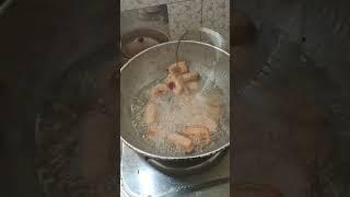 madatha kaja #shortvideo #trending #abhiruchulu #cooking #vantalu #myrecipe #madathakaja #lovesong