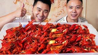 10 pounds of spicy crayfish