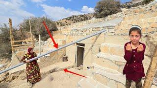 Installing the Drainage Pipe of the Magic Cave: Nomadic Lady's Victory