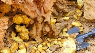 Humble Signs of Gold! Digging for Treasure worth Million Dollar, Mining Exciting.