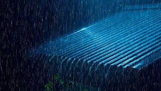 폭우와 엄청난 천둥이 동반된 4K 폭풍우 치는 밤 | 수면을 위한 뇌우 소리