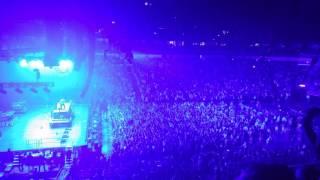 The Chainsmokers - #SELFIE( Live From New Orleans 5-13-17)