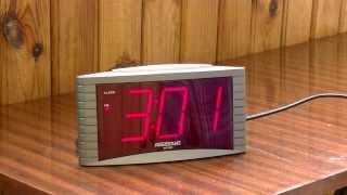 Assistant AH-1023 digital clock