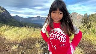 Daphne’s Lie Diary ~ Rinjani Treking with family