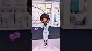 SERENA HOPS ON THIS TREND? #dresstoimpress #roblox #dti