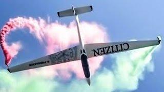 Fox Glider Aerobatic Airshow Flight - Smoke & Flares - Luca Bertossio! AFW2014