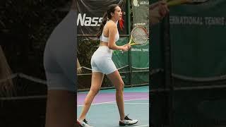 viral penampilan seksi Anya bermain badminton#anya#viral#shorts