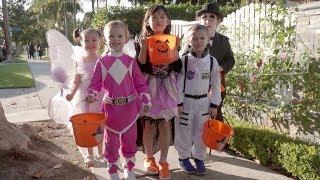 Trick-or-Treating with Macey, Brielle, Claire, Nate and Lil’ Mushroom