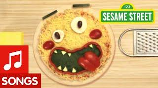 Sesame Street: Let's Make a Pizza