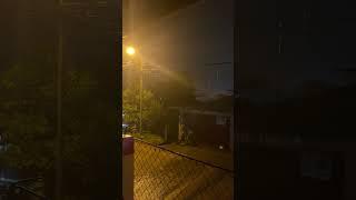 Asi es una lluvia en mi pueblo hondureño