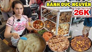 Cô Chủ Bán Bánh Đúc Thịt Bằm 26K Có Niềm Đam Mê Bất Diệt Với Topping Đang Siêu Hot Ở Bình Thạnh