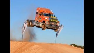 Прыжки с трамплина на грузовиках | jumping on trucks | САМЫЙ ДЛИННЫЙ ПРЫЖОК НА АВТО