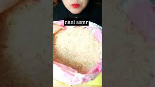 ASMR RAW INDIAN RICE EATING SOUNDS | MAKAN BERAS MENTAH BASMATI | 生ご飯を食べる | 밥을 먹다 | 吃生米 #SHORTS