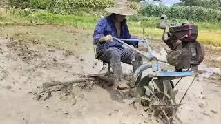 Small and easy-to-operate single-wheel paddy field tillage machine/paddy field trimmer