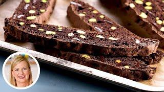 Professional Baker Teaches You How To Make BISCOTTI!