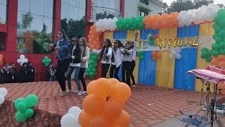 Girls dance on republic day  || Galti se mistake Song || Dance by school girls || Lazy Dance ||