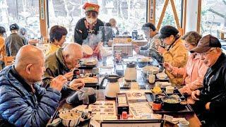 A Day in a Popular Soba Restaurant Busy With Regular Customers! Japanese Food!