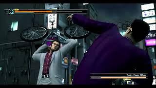 Yakuza 3 : He got hit by the 3 phases of the bike