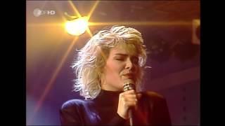 Kim Wilde - You Keep Me Hangin' On 1986
