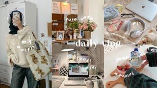 daily vlog ️: simple day , japanes cafe , new headphone , unboxing , cute blanket .｡.