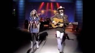 DWIGHT YOAKAM & EMMYLOU HARRIS - "Send a Message To My Heart" (Nashville Now 1991)