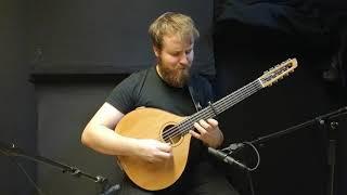 "Rackelhanen" - Villads Hoffmann on a "small cittern" build by Søren Vinther Røgen