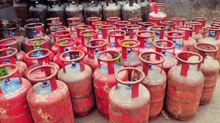 OMCs slash commercial LPG cylinder price by Rs 171.50; domestic LPG prices remain unchanged