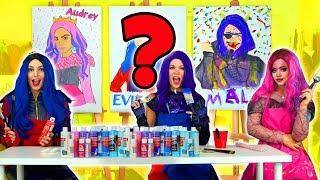 DESCENDANTS 3 PAINT EACH OTHER MAL VS EVIE VS AUDREY. Totally TV Videos for Teens