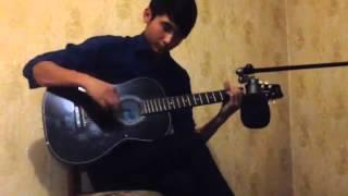 kazakh igraet na gitare))))