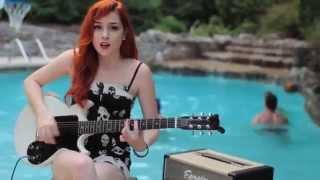 Cewek Cantik Main Gitar "ONE MORE NIGHT" Maroon 5 (Annie Rose)