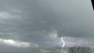 МЕГАМОЩНАЯ ГРОЗА В МОСКВЕ В СВАО 8 ИЮНЯ 2021/ Megathunderstorm in the Moscow.