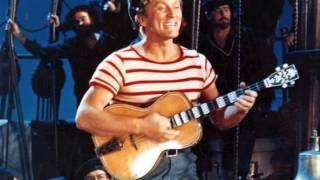 The Moon Grew Brighter And Brighter (1954) - Kirk Douglas and The Mellomen