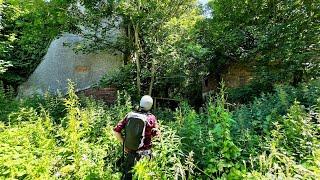 We Found An ABANDONED Hidden 1970's Retro House - Abandoned Places | Abandoned Places UK