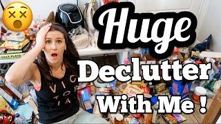 HUGE DECLUTTER WITH ME || DECLUTTERING MY PANTRY AND KITCHEN || CLEAN WITH ME || FITBUSYBEE