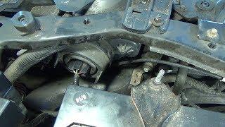 Headlight bulb replacement (2001-2004 Ford Escape)