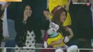 Shahid Afridi's Biggest Fan Crying in Last Over