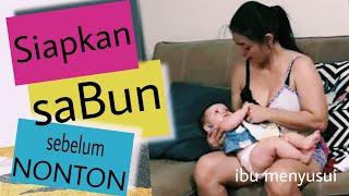 ibu menyusui bayi lagi syantik