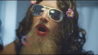 Mastodon's Troy Sanders in funny video promoting Vinyl Factory glasses ..