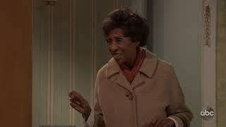 Marla Gibbs Surprise Appearance – Live In Front Of A Studio Audience