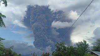 Indonesia volcano belches colossal ash tower | AFP