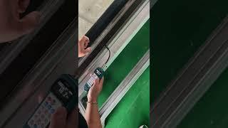 Non-contact measuring occurs by Sonic  belt tension meter  Измеритель натяжения ремней皮带张力计