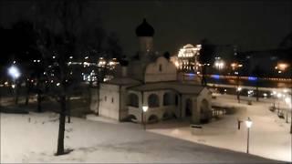 Парк Зарядье зимой. Мокрый снег. Юмор. Вечерняя Москва. Zaryadye park in winter. Humour.