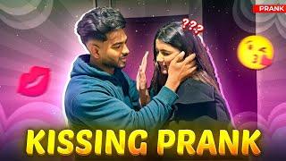 Kissing prank on muskan🫣(7days7vlogs) | Nitesh Paswan