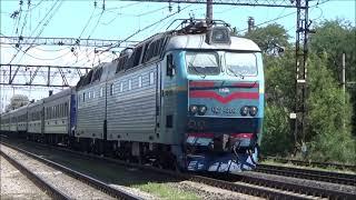 2024 August  Ukraine Railways CHS 7 hauled train at near Dnipro  ウクライナ鉄道　CHS7牽引客車列車ドニプロ近郊にて撮影してみました